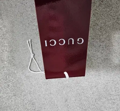 구찌 인타르시아 반팔 니트