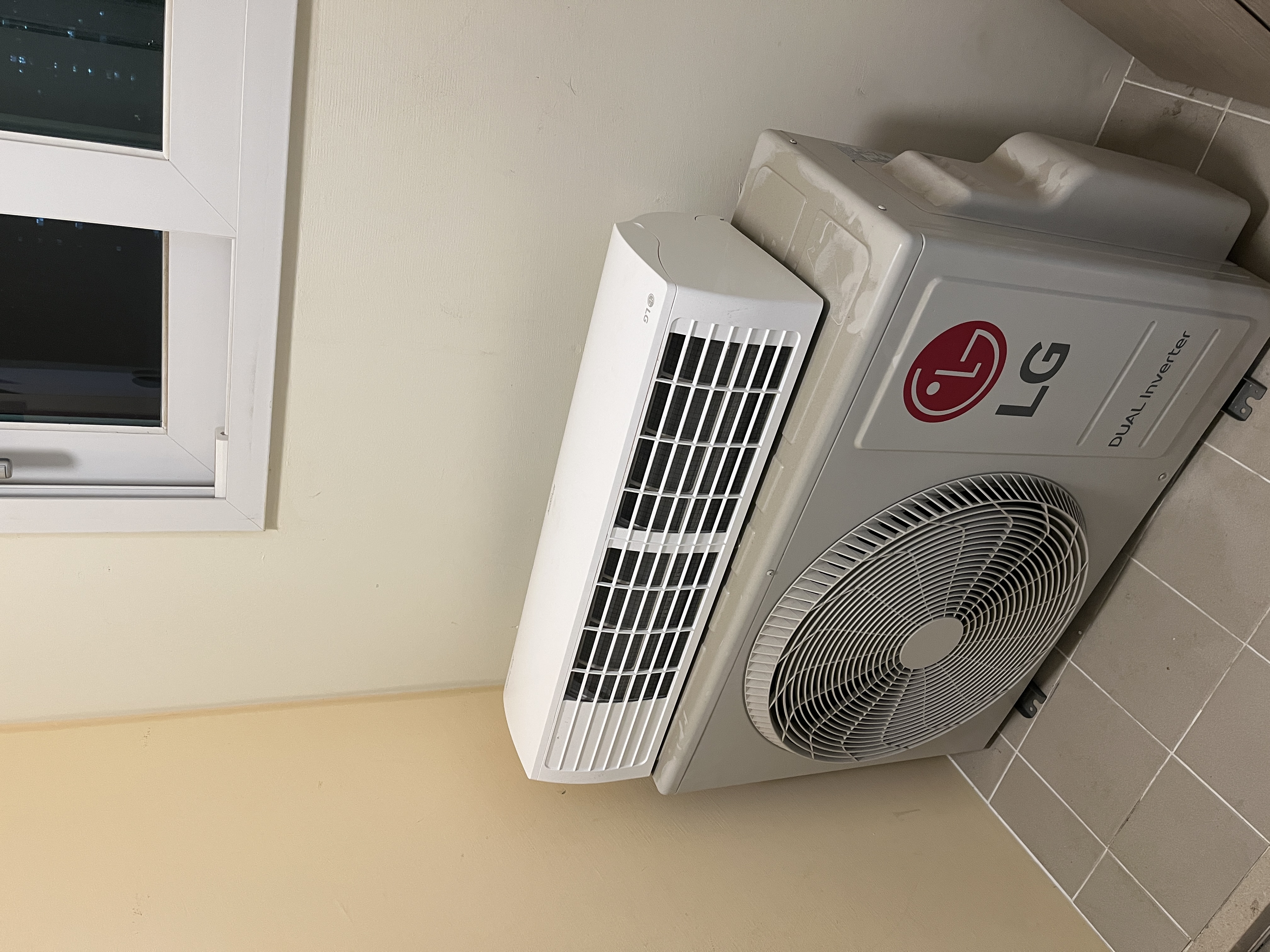 (22년 7월 제조) 2 in 1 에어컨 LG 휘센 오브제컬렉션 판매